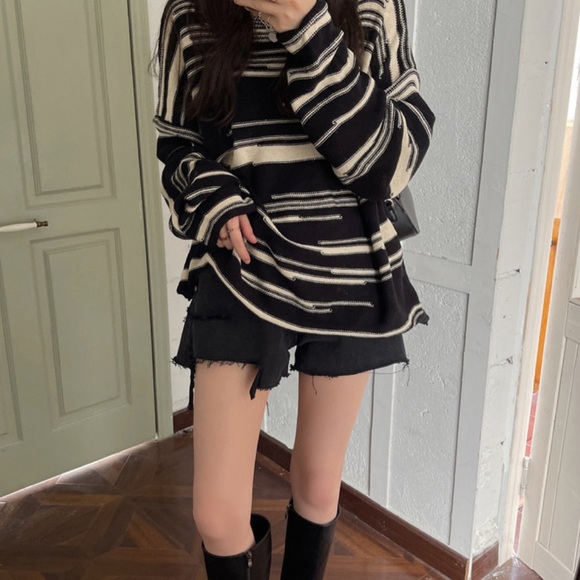 Striped knit sweater - Picture 1 of 4